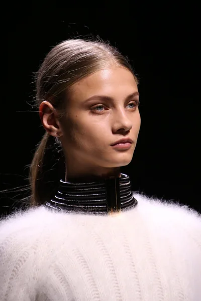 Look 82